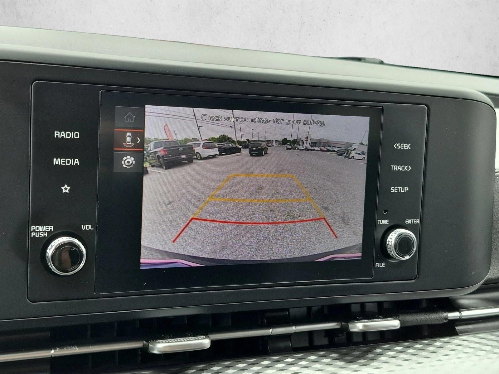 2024 Kia Carnival LX FWD w/Seat Pkg