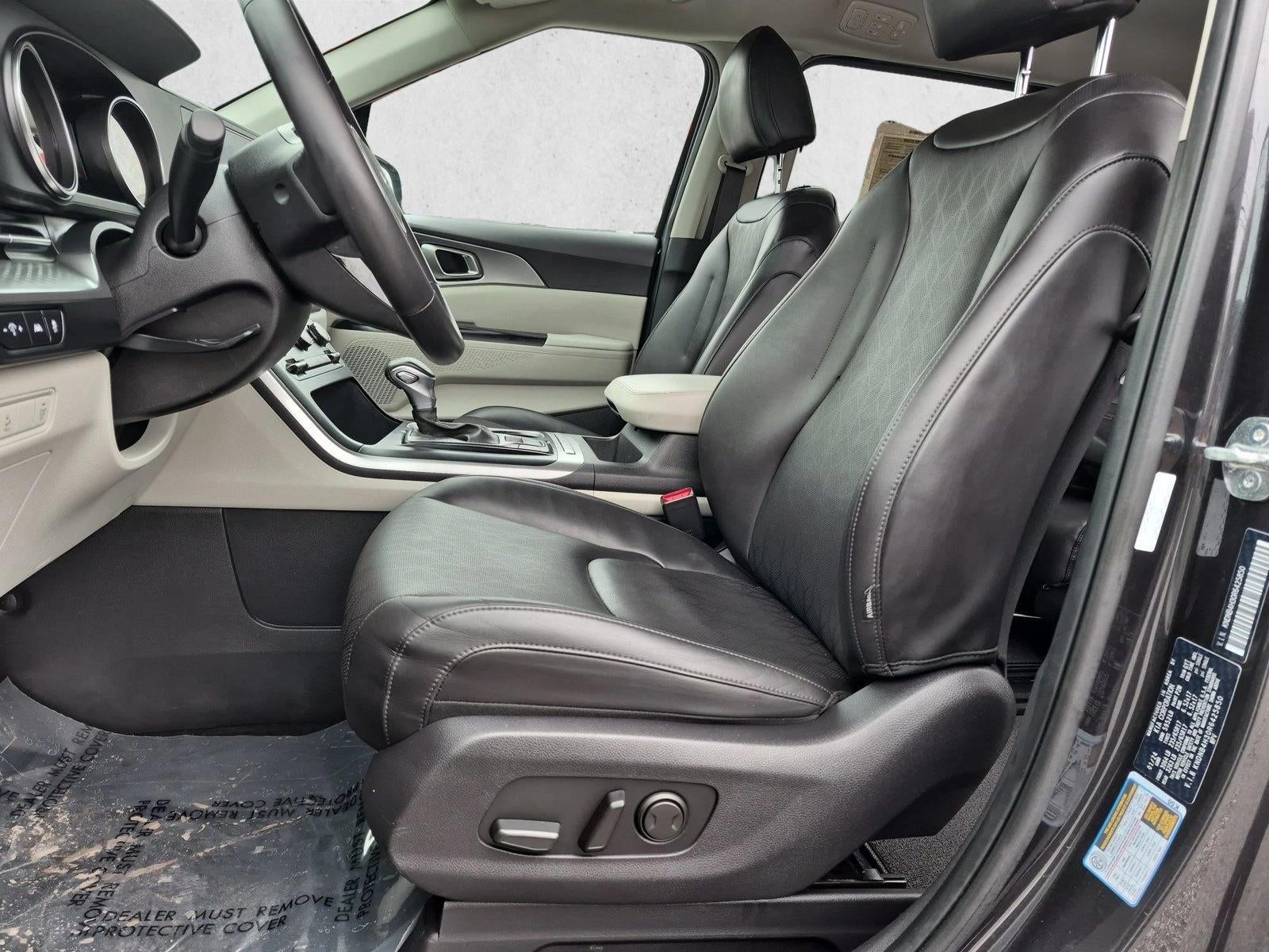 2024 Kia Carnival LX FWD w/Seat Pkg