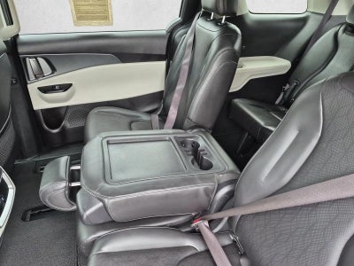 2024 Kia Carnival LX FWD w/Seat Pkg