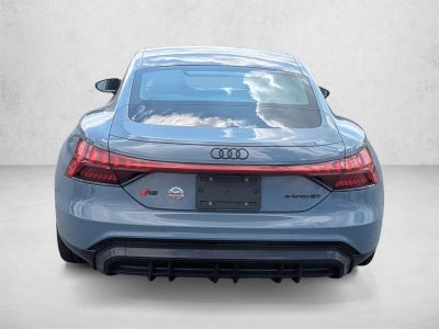 2022 Audi RS e-tron GT quattro