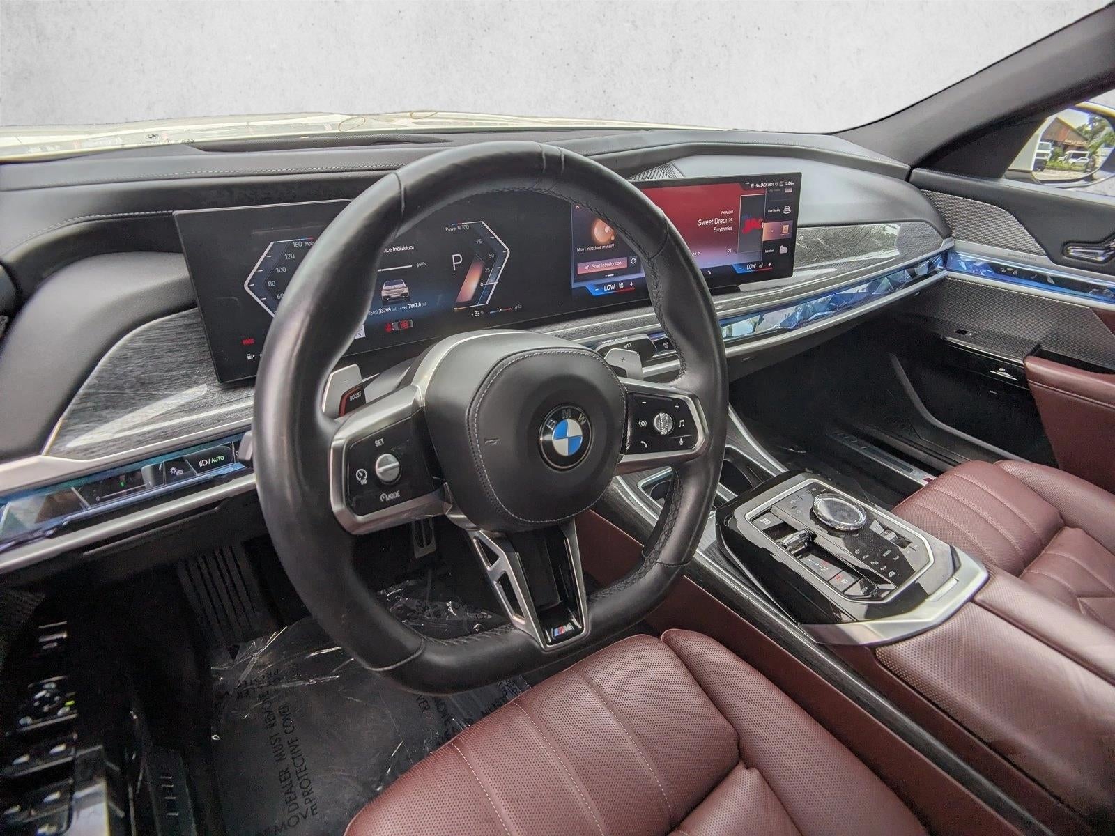 2025 BMW 740i xDrive Sedan