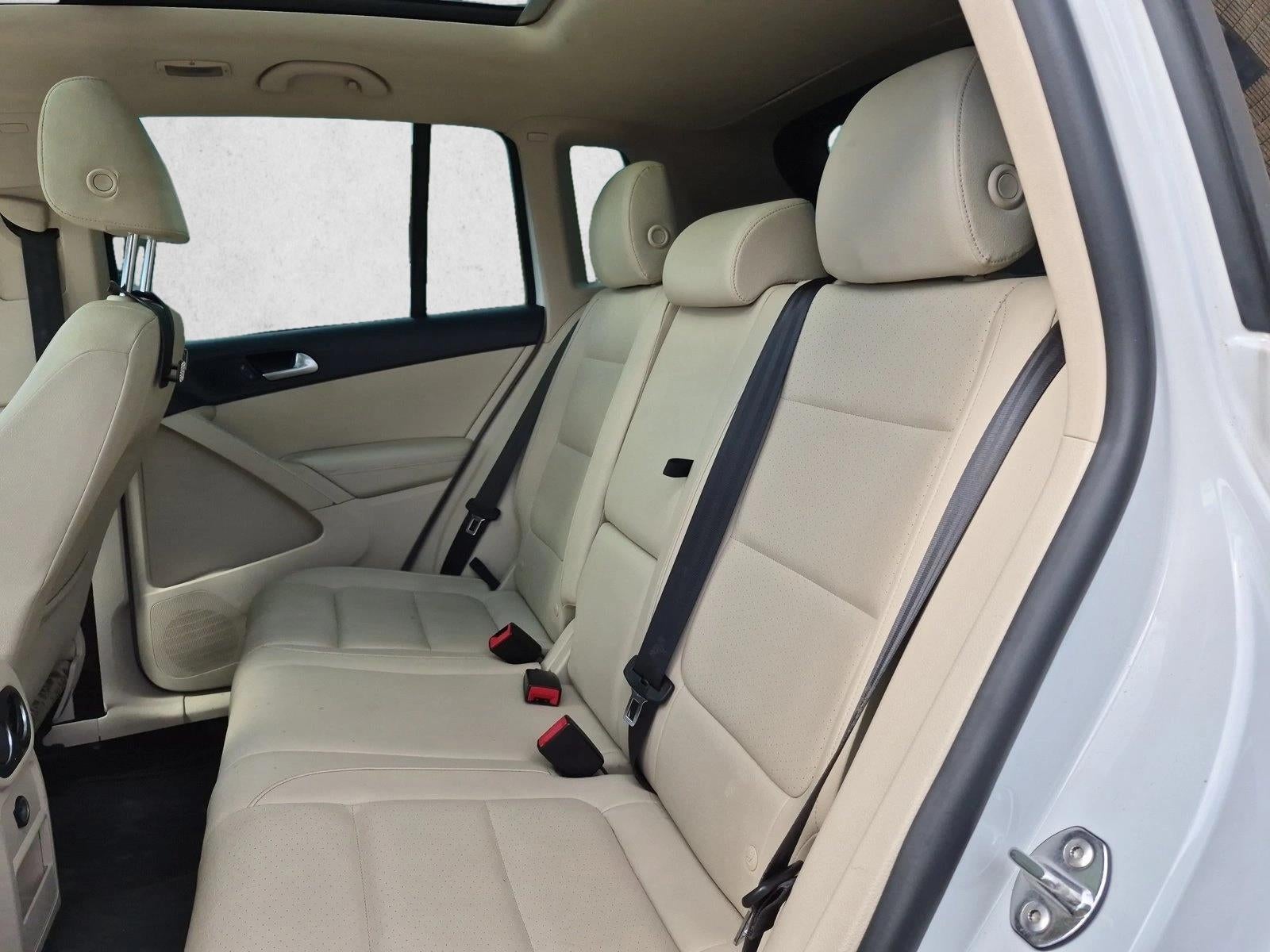 2012 Volkswagen Tiguan 4WD 4dr Auto S