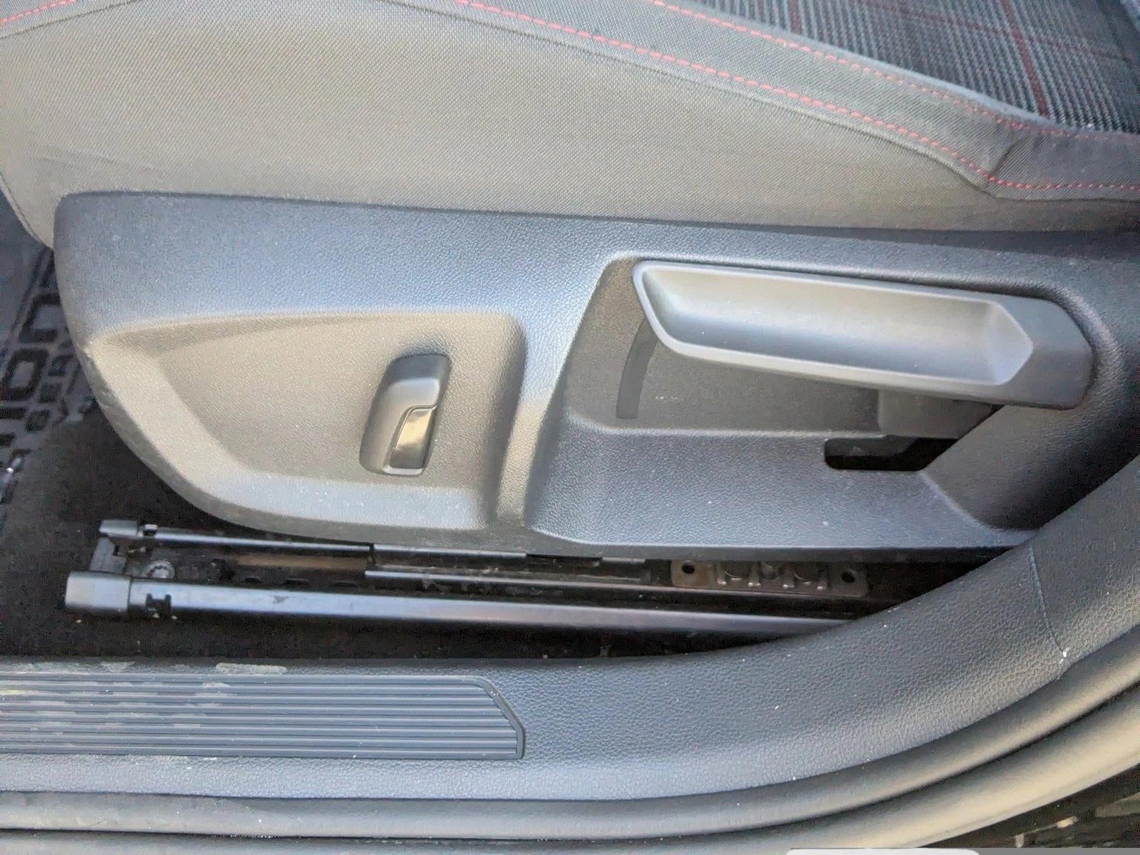 2024 Volkswagen Golf GTI 2.0T S DSG