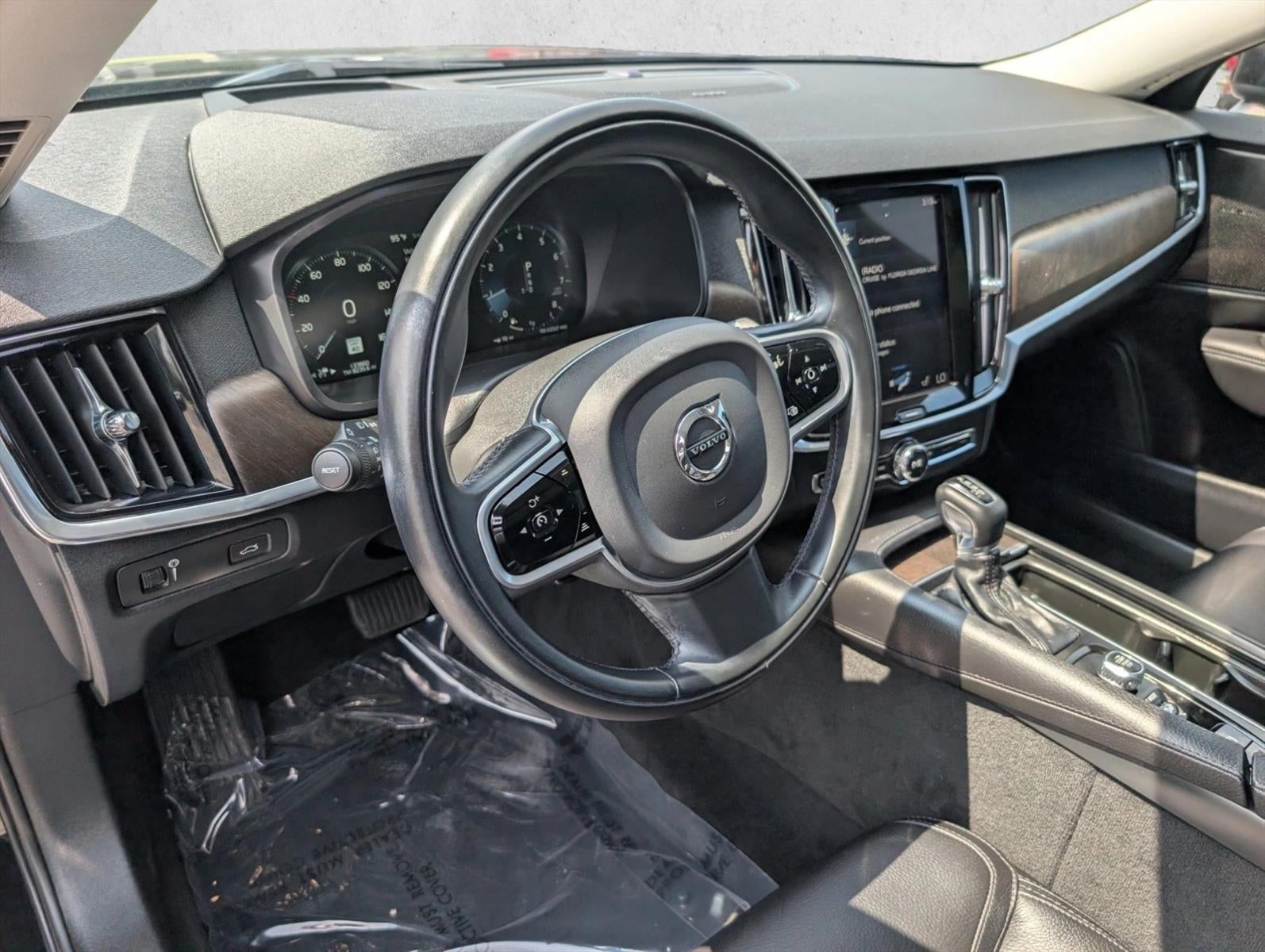 2020 Volvo V90 Cross Country T6 AWD